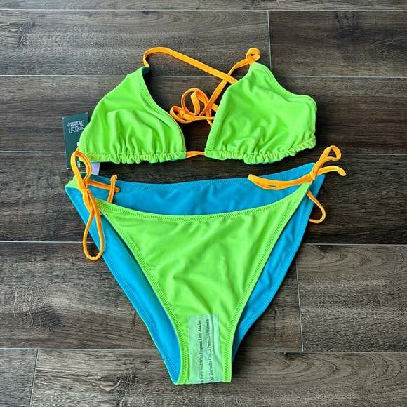 NWT Reversible Target Bikini - Picture 5 of 7